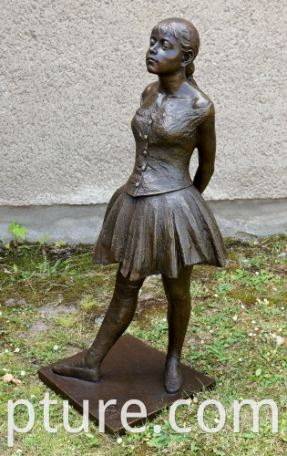 bronze girl dancer statue